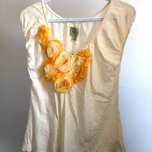 Ladies short sleeves with flowers